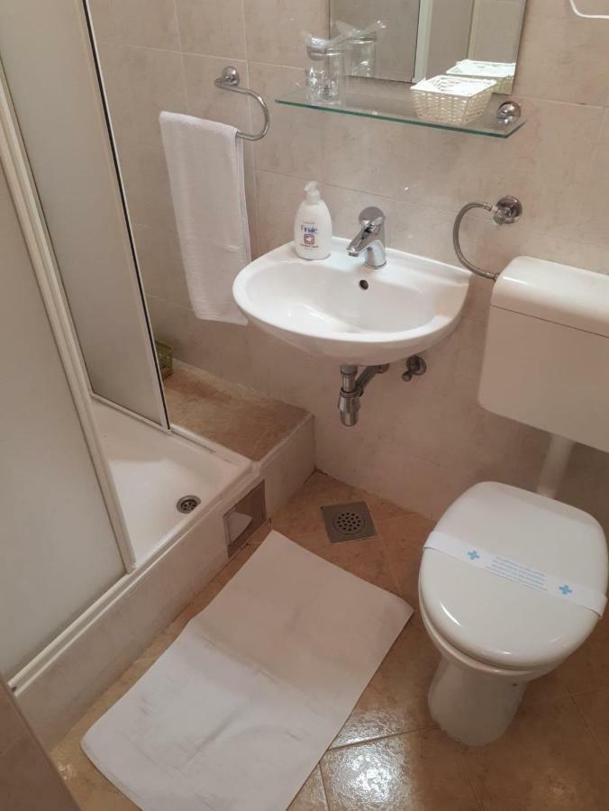 Dariana Appartement Makarska Buitenkant foto